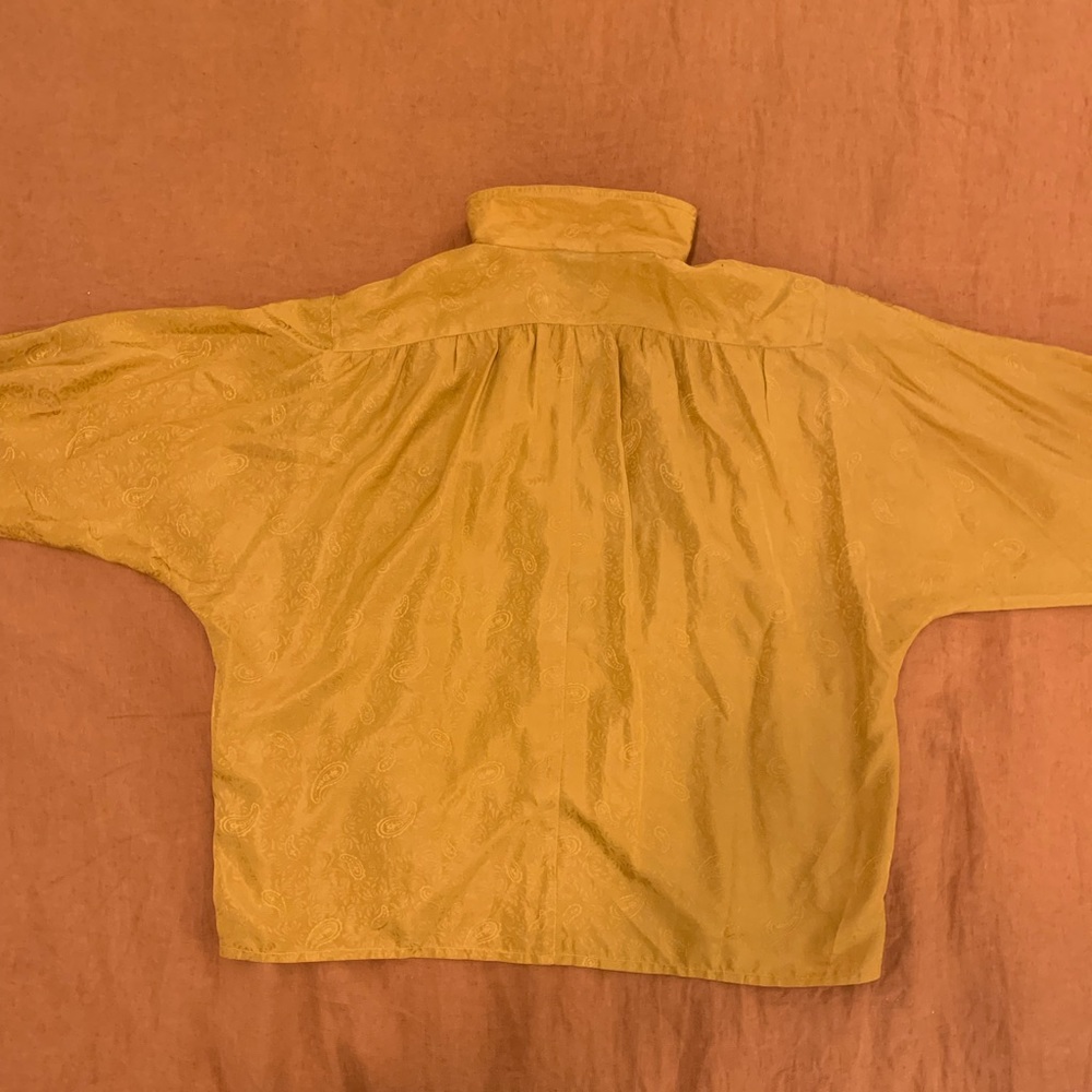 Vintage Reine Seide Gold Button Blouse, Size 42 - Picture 6 of 10
